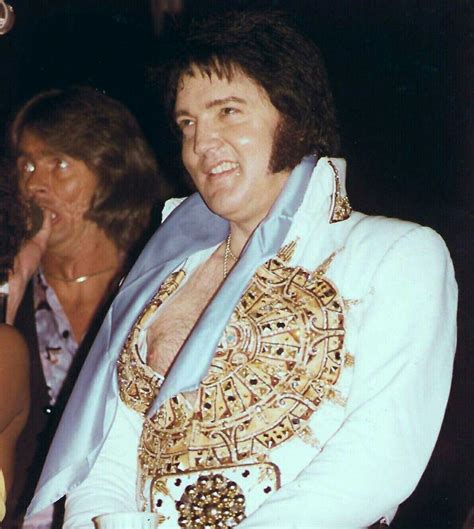 Pin by beelegantordie on King. in 2023 | Elvis presley photos, Elvis ...