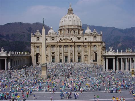 La Basílica de San Pedro en el Vaticano : Feminorama