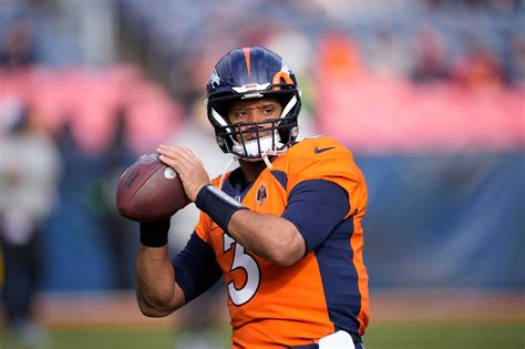 How badly have the Broncos lost the Russell Wilson trade? NFL quarterback power rankings after ...
