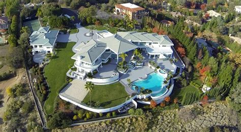 Take a Look at the 10 Most Expensive Celebrity Homes in The World | The ...