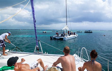 Ambergris Caye Belize: Snorkeling with Sharks