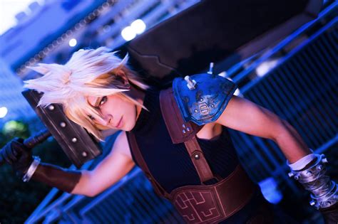 Final Fantasy VII Remake: Cloud Strife cosplay | Cosplay Amino