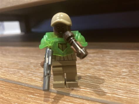 My Halo custom lego mini figures : r/halo