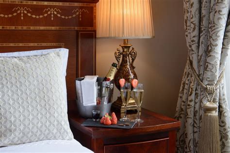 Deluxe Rooms | Boutique 4* Hotel | 4-Star Kilkenny Hibernian Hotel