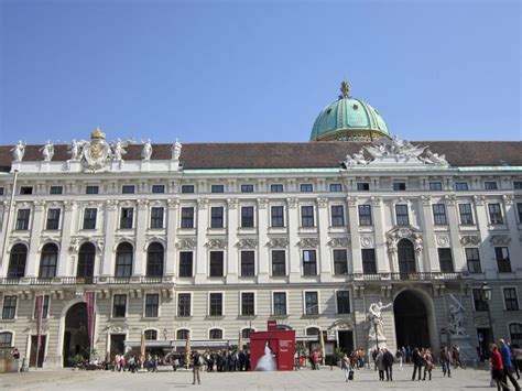 Top 10 Amazing Facts about Hofburg Palace - Discover Walks Blog