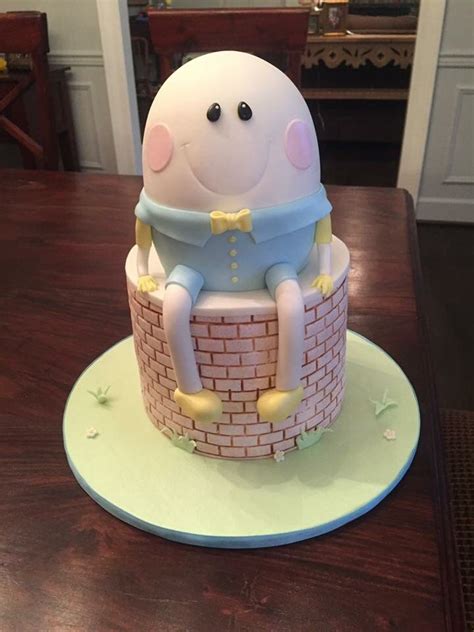 Humpty Dumpty cake | Second birthday cakes, Alice in wonderland cakes, Baby shower cakes