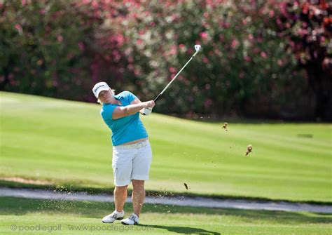 Lydia | Lydia Hall approaching the 9th green at Golf Las Ame… | Flickr