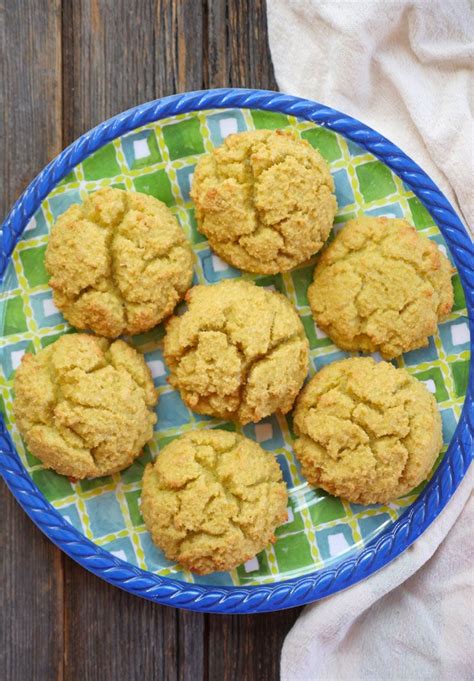 4-ingredient coconut flour biscuit by ashley of myheartbeets.com | Coconut flour biscuits ...