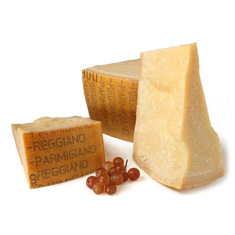 La Fattoria di Parma - Parmigiano Reggiano DOP Stagionatura Minima 24 ...