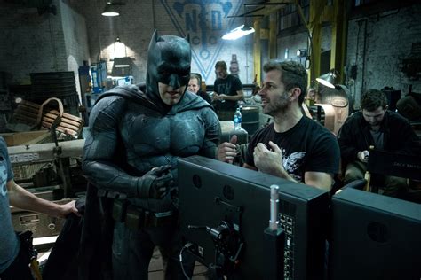 Batman v. Superman: Dawn of Justice - Behind the Scenes - Ben Affleck and Zack Snyder - Batman ...