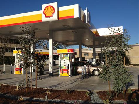 Shell Gas Station Reopens in Walnut Creek – Beyond the Creek