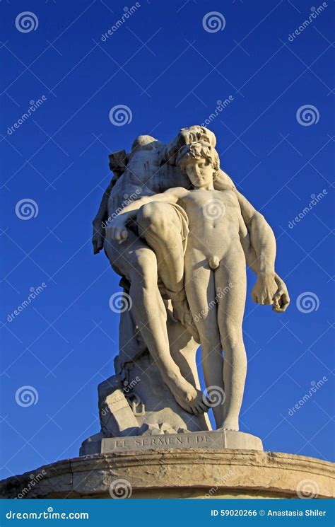 Sculpture in Jardin Des Tuileries (Tuileries Garden), Paris, France ...