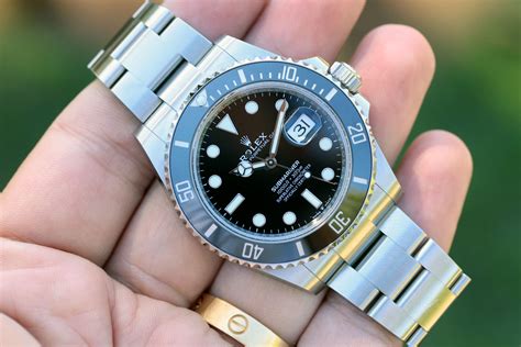 2023 Rolex Submariner Date ref. 126610LN 41mm Box & Papers - Lunar Oyster - Buying and Selling