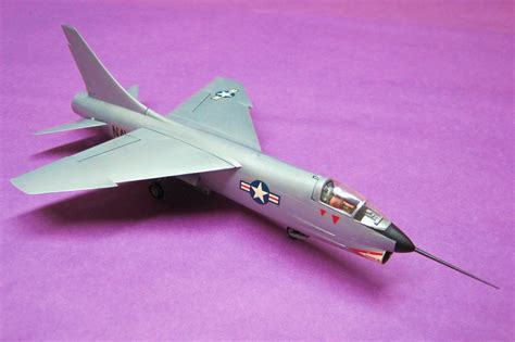 Model Airplane Memories: Lindberg F8U-1 Crusader