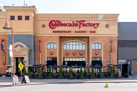 Why Is the Cheesecake Factory Menu So Big? | Reader's Digest