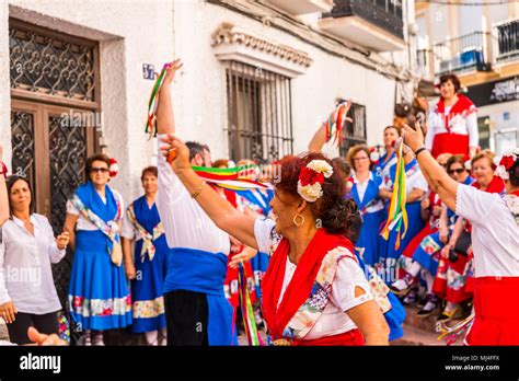 Spanish Folk Music Stock Photos & Spanish Folk Music Stock Images - Alamy