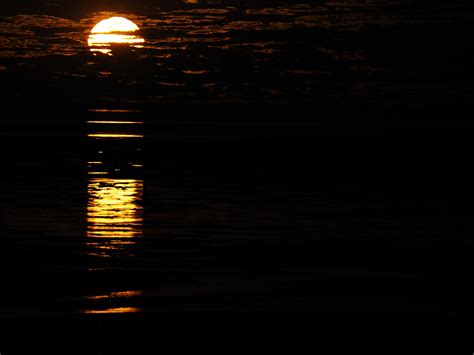 Broome Staircase To The Moon - Tips From Tour Guides