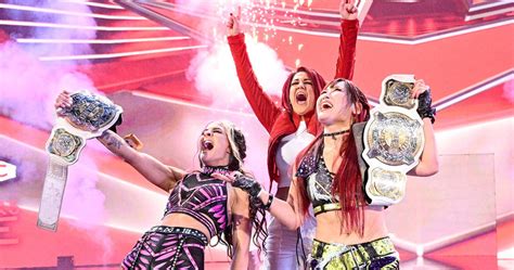 WWE Rights a Wrong with Iyo Sky and Dakota Kai Tag Title Win; More Raw ...