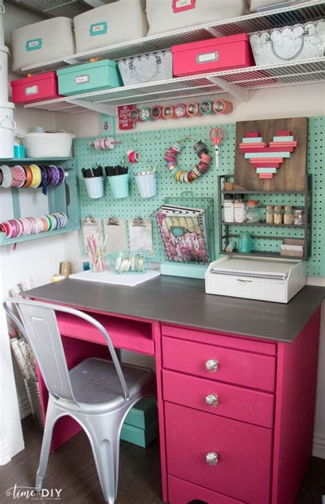 23 DIY Craft Desk Ideas for Your Craft Room- Craftsy Hacks