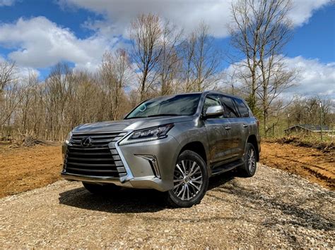 Review: The Lexus LX 570 is a serious off-road SUV that gives the Range Rover a run for the money