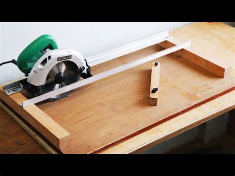 Homemade Circular Saw Crosscut Jig || DIY Circular Saw Miter Jig - YouTube