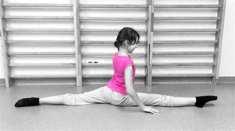 Learn How to Do the Splits in One Day (For Beginners) | HubPages