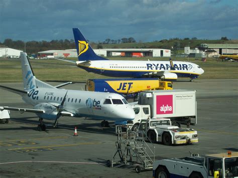 File:Edinburgh Airport Flybe and Ryanair aircraft.jpg - Wikipedia, the ...