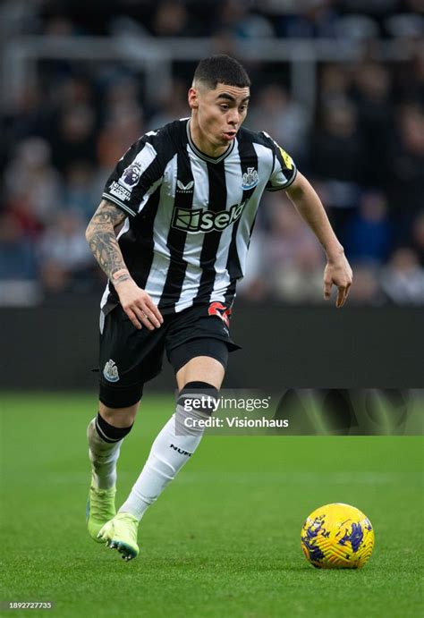 Miguel Almiron of Newcastle United in action during the Premier... News Photo - Getty Images