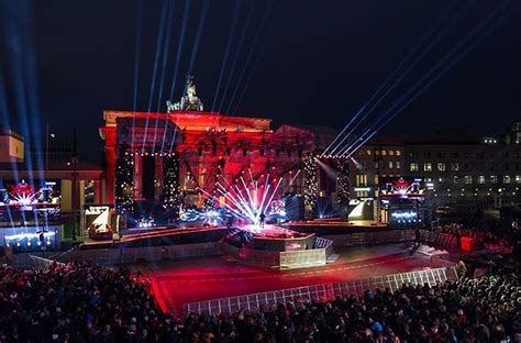 Priceless Cities | Celebrate New Year's Eve at the Brandenburg Gate: In ...