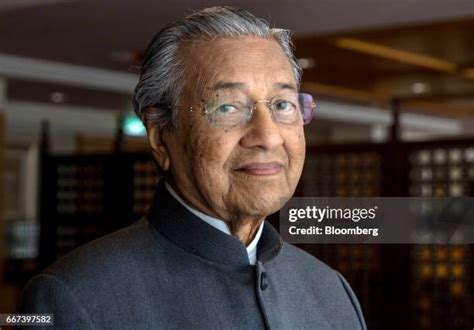 228 Former Malaysia Prime Minister Mahathir Mohamad Interview Stock Photos, High-Res Pictures ...