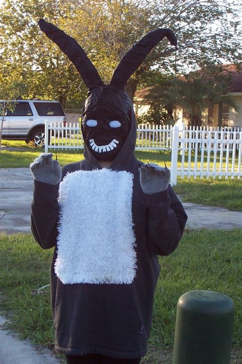 Frank Donnie Darko Costume diy | Halloween disfraces, Disfraces, Halloween