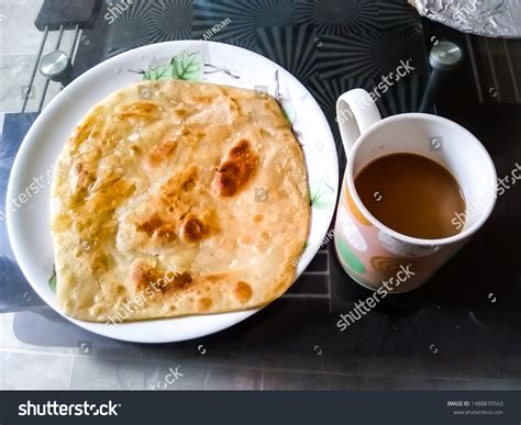 Traditional Homemade Pakistani Breakfast Chai Paratha Stock Photo 1488870563 | Shutterstock