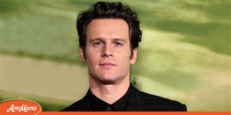 Jonathan Groff's Partner: The Actor Keeps His Love Life Private Though ...