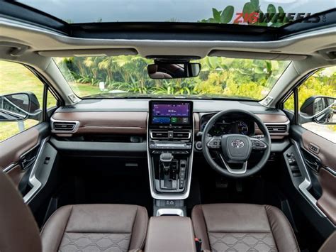 Maruti Invicto Interior Images Surfaces Online For The First Time Ahead ...