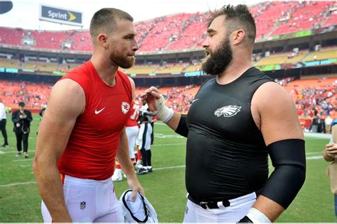 Travis and Jason Kelce's photo as kids is going viral ahead of the Eagles vs Chiefs clash | Marca