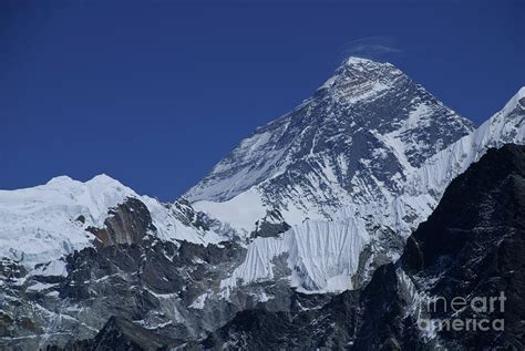 Mount Everest Sagarmatha National Park Nepal Photograph by Jonathan ...