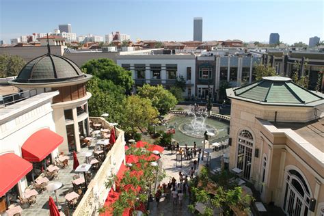 The Grove, Los Ángeles, tiendas, cine y horarios - 101viajes