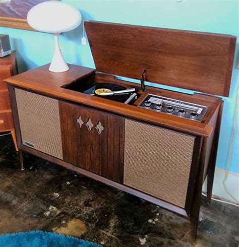 Mid-Century Modern Freak | Record player cabinet, Furniture, Retro furniture