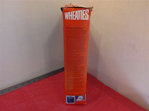 Vintage Wheaties Cereal Box with Walter Payton #34, 1986~