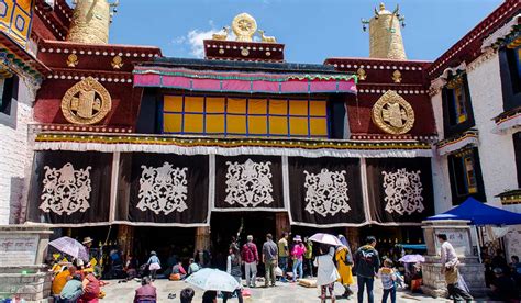 Jokhang Temple: legendary history, sacred Buddha, expert tour plan ...