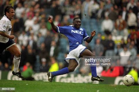 48 Daniel Amokachi Everton Photos & High Res Pictures - Getty Images