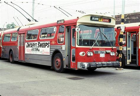 Toronto TTC Flyer E700 trolley coach | Vintage train, Big trucks, Busses