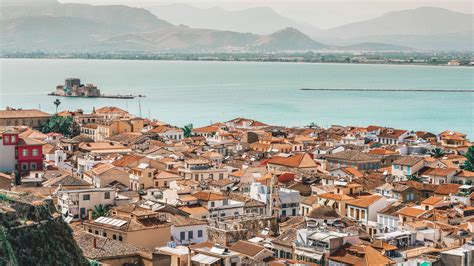 Scale the heights of Palamidi Castle in Nafplio | Culture | Discover Greece