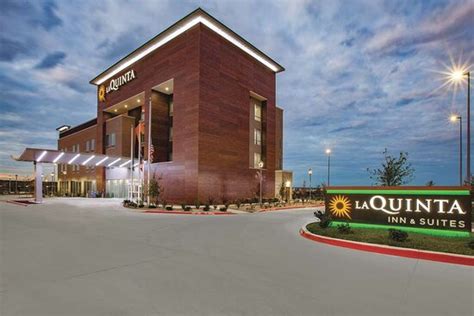 LA QUINTA INN & SUITES BY WYNDHAM SAN MARCOS OUTLET MALL - Updated 2024 Prices & Hotel Reviews (TX)