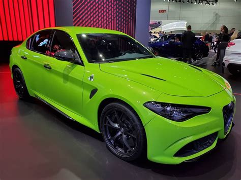 Alfa Romeo Giulia Green 6 Underground - juquersermagra