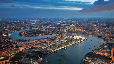 London’s Greenwich Peninsula - FT.com | Greenwich peninsula, Airplane view, Greenwich