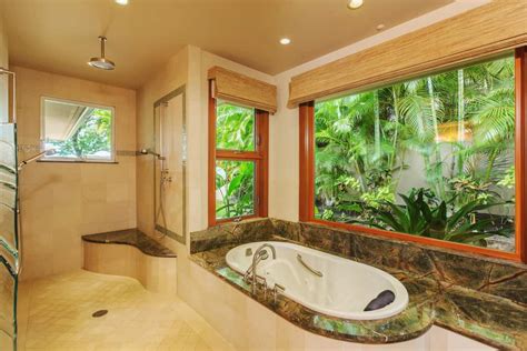 45 Alcove Bathtub Ideas (Photo Examples)