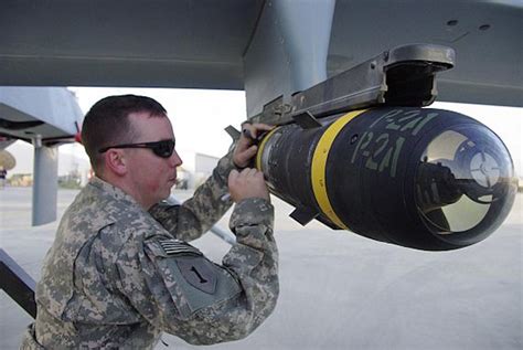 Lockheed Martin to build more AGM-114R laser-guided Hellfire missiles in $424.3 million order ...