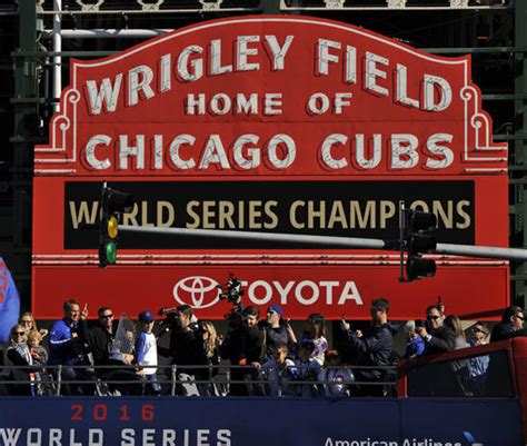 Wrigley Field - World Series 2016: Chicago Cubs' victory parade ...