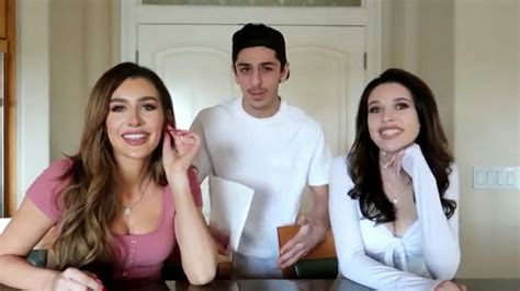 Faze Rug tells Molly Eskam and Kaelyn about his 8th Grade Ex-Girlfriend - YouTube